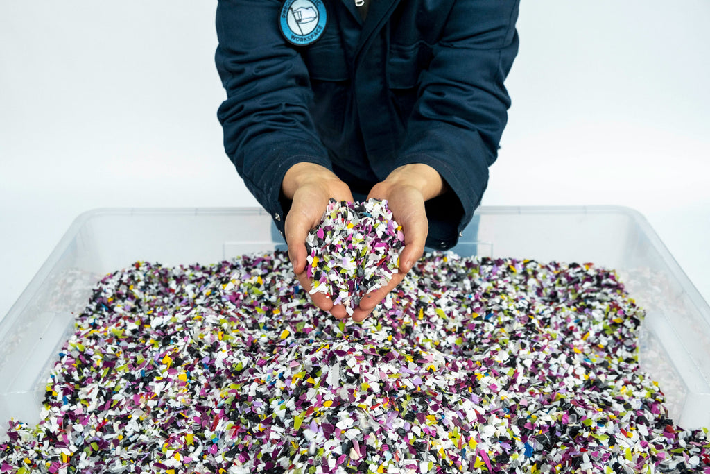 Plastica triturata recuperata per la produzione delle strutture Mollie